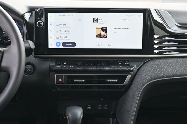 2025 Toyota Camry XLE - 22963062 - 9