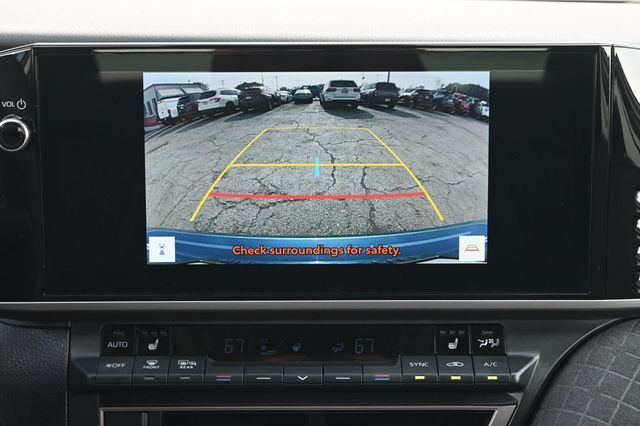 2025 Toyota Camry XLE - 22963062 - 10