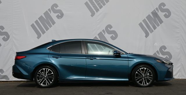 2025 Toyota Camry XLE - 22963062 - 3