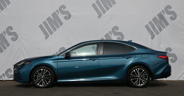 2025 Toyota Camry XLE - 22963062 - 5