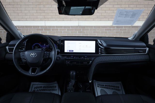2025 Toyota Camry XLE - 23057712 - 29
