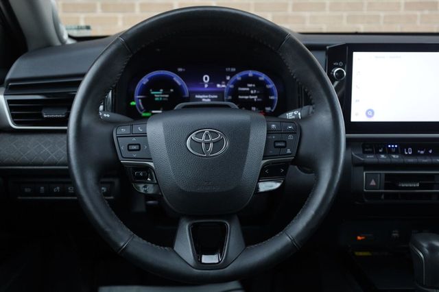 2025 Toyota Camry XLE - 23057712 - 30