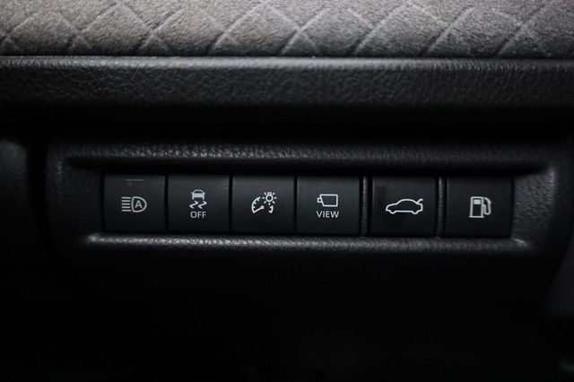 2025 Toyota Camry XLE - 23057712 - 35