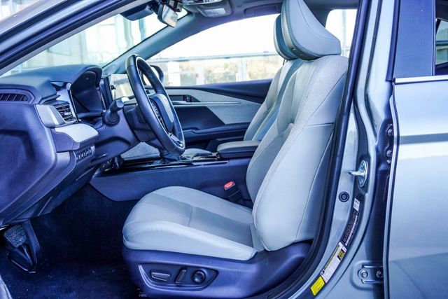 2025 Toyota Camry XLE - 22938410 - 16