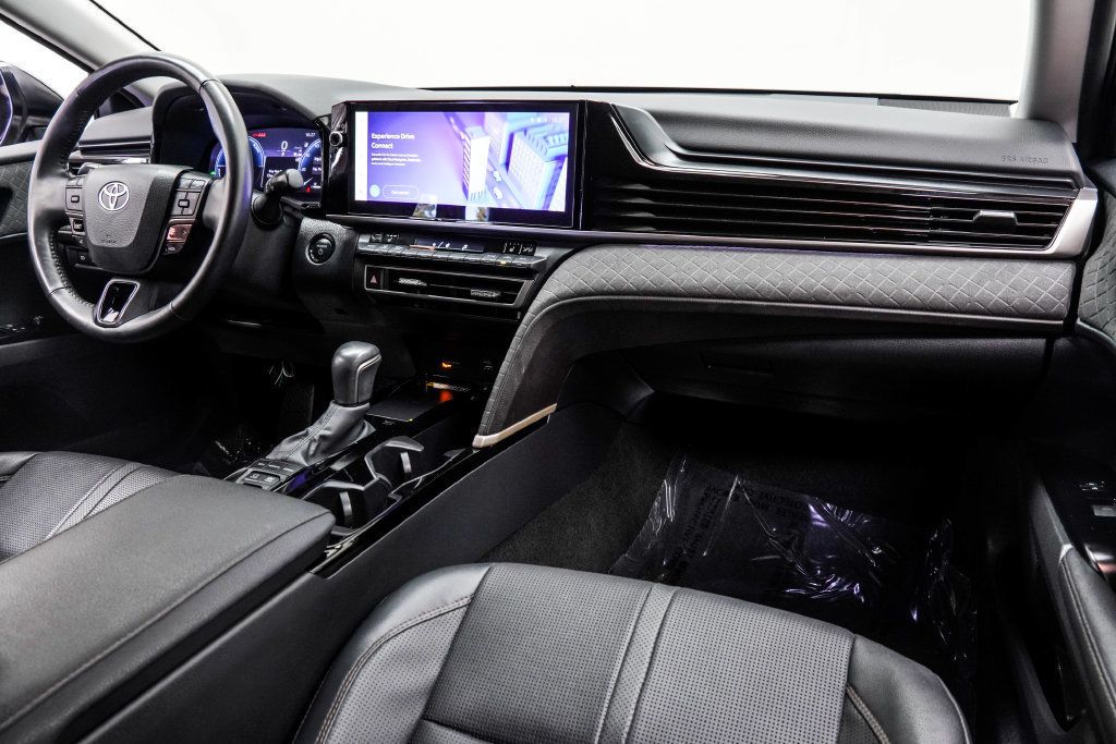 Toyota Camry photo 22