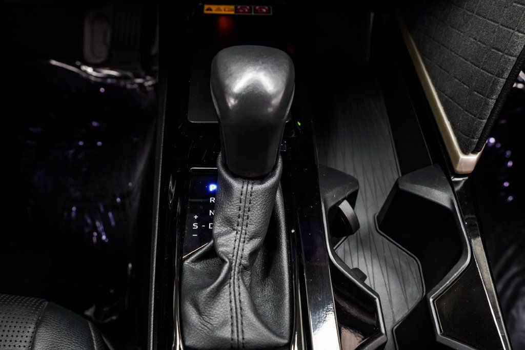 Toyota Camry photo 26