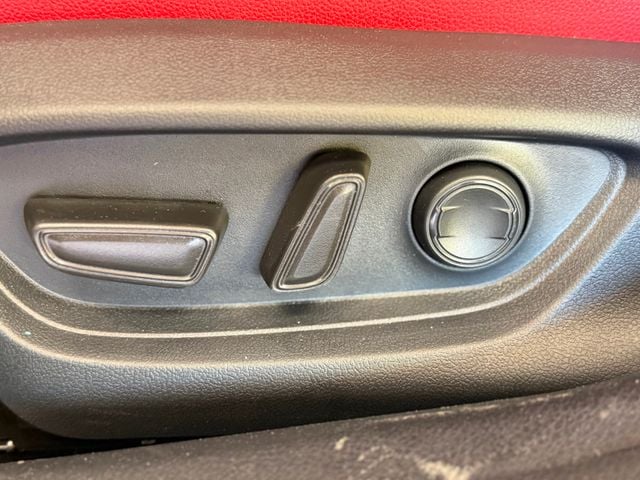 2025 Toyota Camry XSE - 23026890 - 16