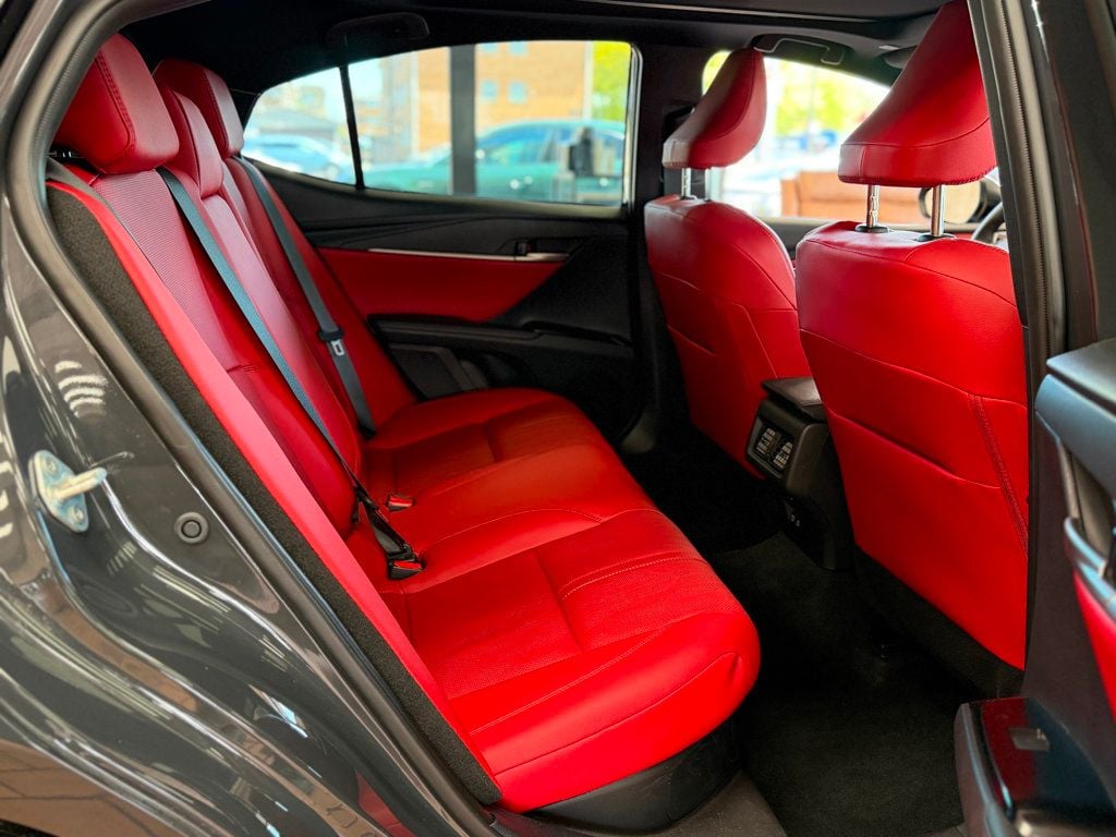 2025 Toyota Camry XSE - 23026890 - 19