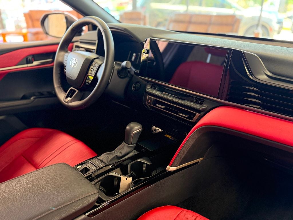 2025 Toyota Camry XSE - 23026890 - 21
