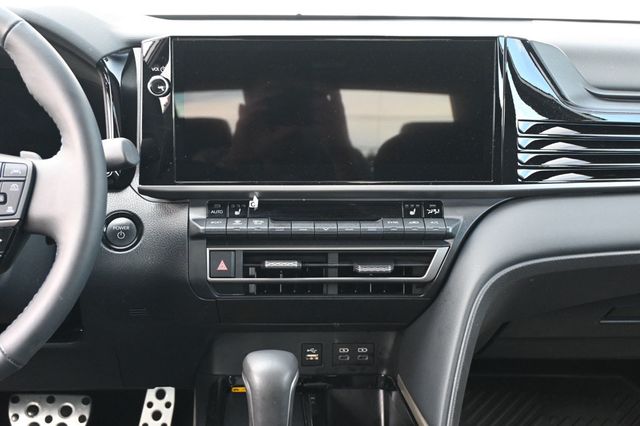 2025 Toyota Camry XSE - 22998300 - 10