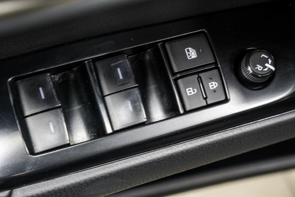 Toyota Camry photo 43