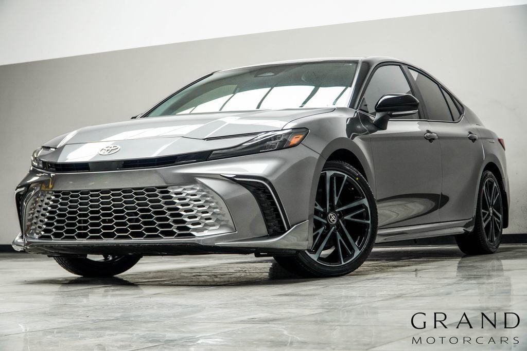 2025 Toyota Camry XSE - 22991905 | Video 1