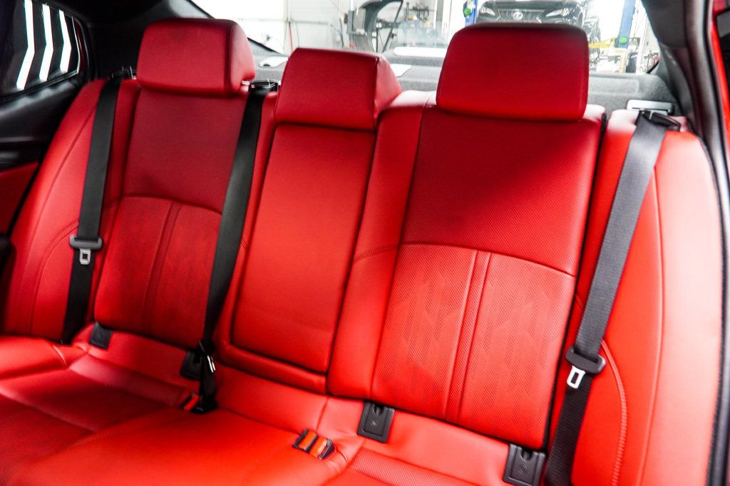 Toyota Camry photo 37