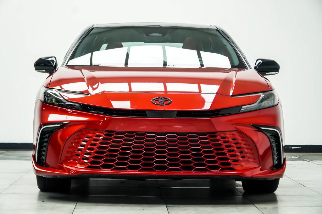 Toyota Camry photo 8