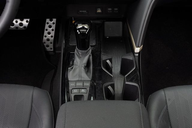 2025 Toyota Camry XSE - 22922567 - 13