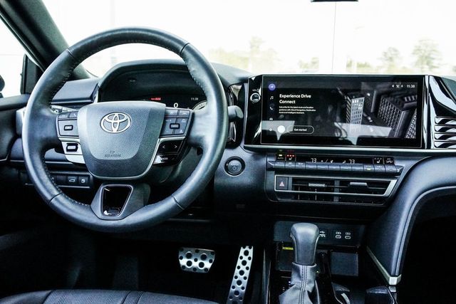 2025 Toyota Camry XSE - 22978426 - 16
