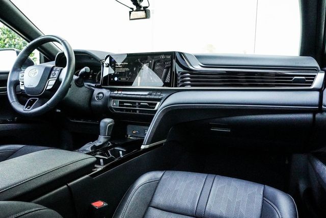 2025 Toyota Camry XSE - 22978426 - 18