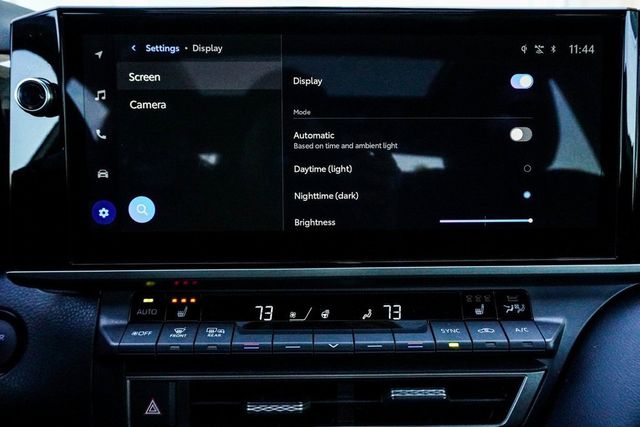 2025 Toyota Camry XSE - 22978426 - 25