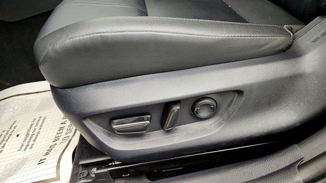 2025 Toyota Camry XSE AWD w/ Premium Plus Pkg & Two Two Metallic Roof - 23021543 - 11