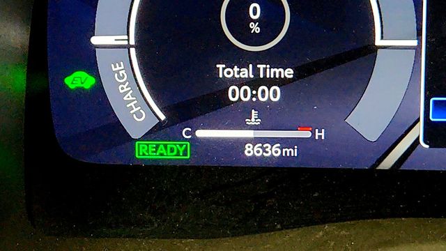 2025 Toyota Camry XSE AWD w/ Premium Plus Pkg & Two Two Metallic Roof - 23021543 - 15