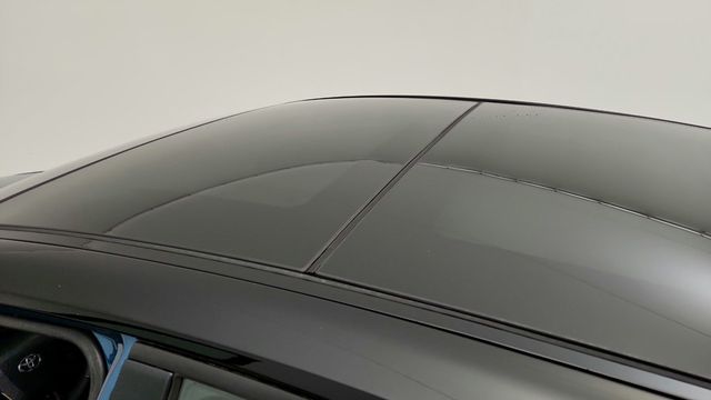 2025 Toyota Camry XSE with Premium Package & 19'' Dark Grey Metallic Wheels - 22950898 - 9