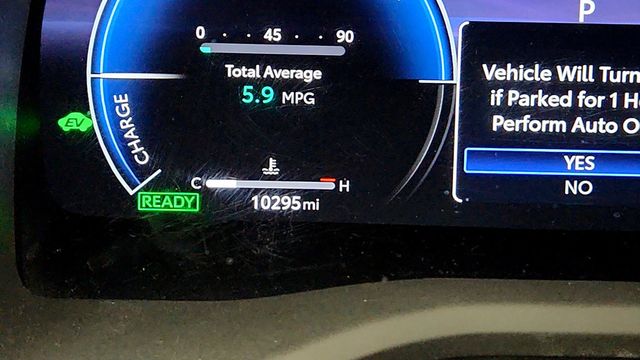 2025 Toyota Camry XSE with Premium Package & 19'' Dark Grey Metallic Wheels - 22950898 - 15