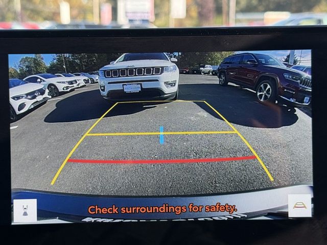 2025 Toyota Camry XSE w/ Panoramic Glass Roof - 23097923 - 21