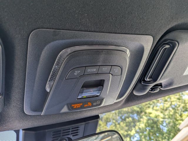 2025 Toyota Corolla  - 22920641 - 19