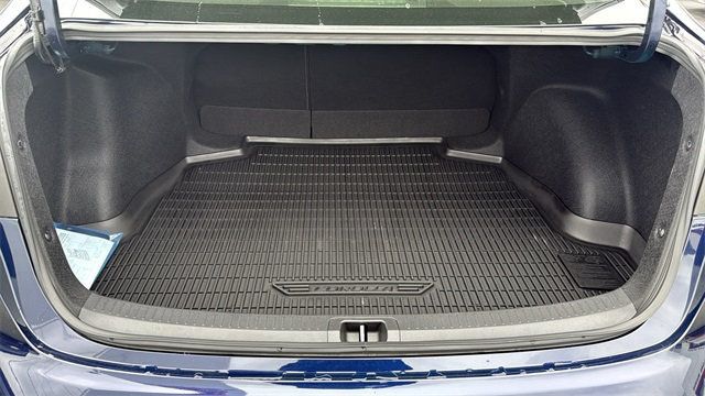 2025 Toyota Corolla Hybrid LE FWD - 22954852 - 9