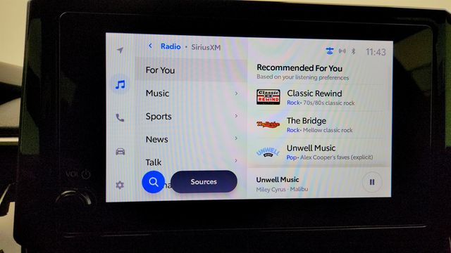 2025 Toyota Corolla Hybrid LE FWD - 22963978 - 15