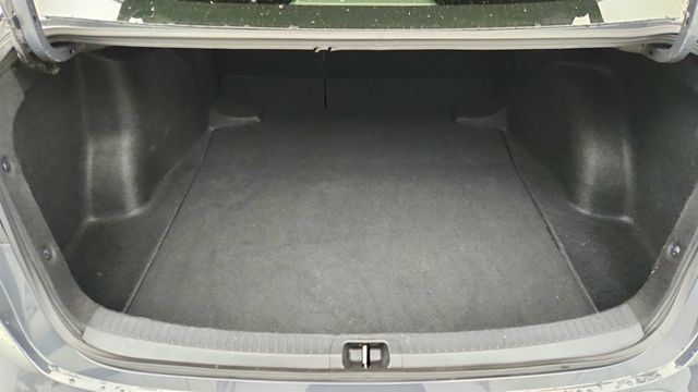 2025 Toyota Corolla Hybrid LE FWD - 22963978 - 18