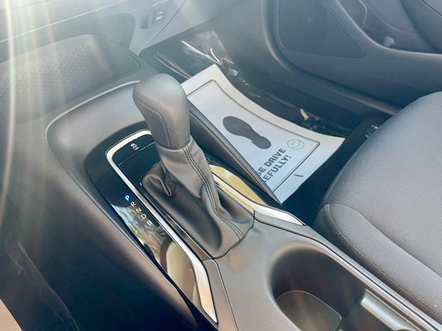 2025 Toyota Corolla LE - 22929343 - 13