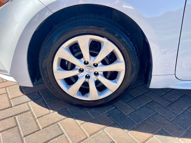 2025 Toyota Corolla LE - 22929343 - 8