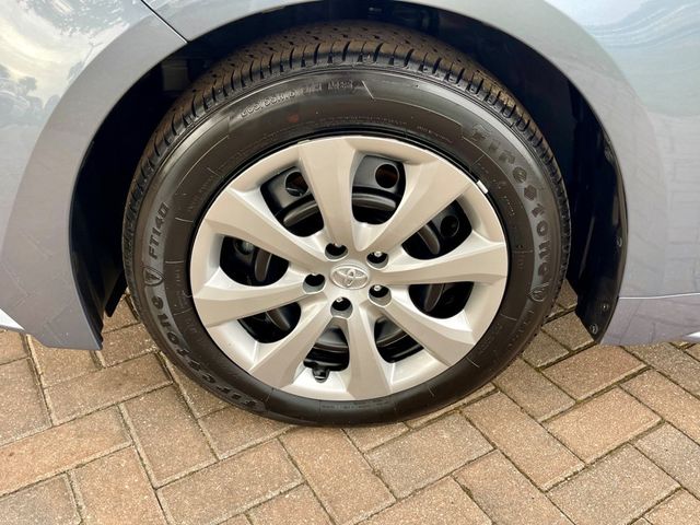 2025 Toyota Corolla LE - 22939572 - 6