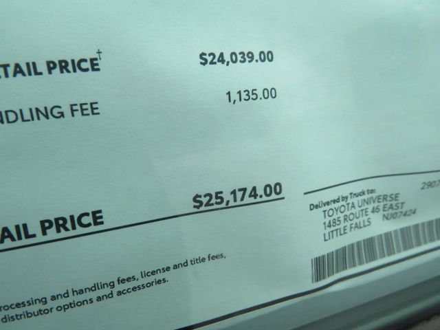 2025 Toyota Corolla LE CVT - 22932209 - 17