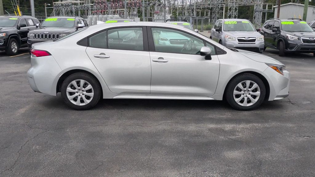 Toyota Corolla photo 9