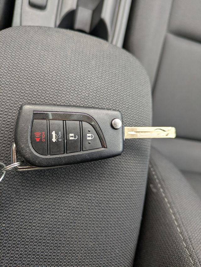 2025 Toyota Corolla LE CVT - 23002729 - 26