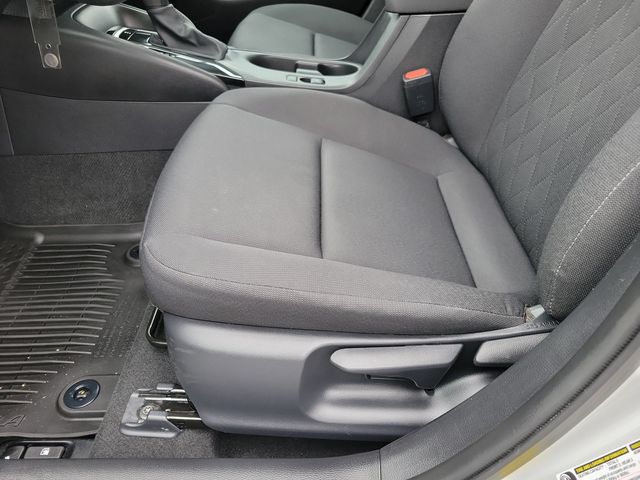 2025 Toyota Corolla LE CVT - 22934834 - 4