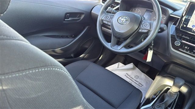 2025 Toyota Corolla LE CVT - 22940552 - 13