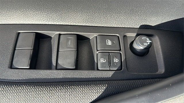 2025 Toyota Corolla LE CVT - 22940552 - 15