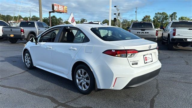 2025 Toyota Corolla LE CVT - 22940552 - 4