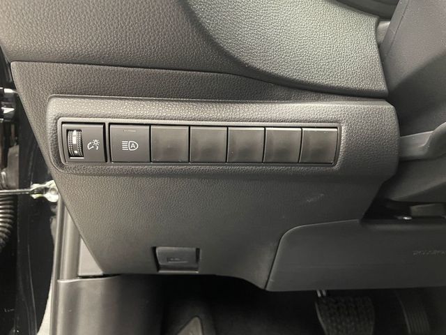 2025 Toyota Corolla LE CVT - 22924416 - 18