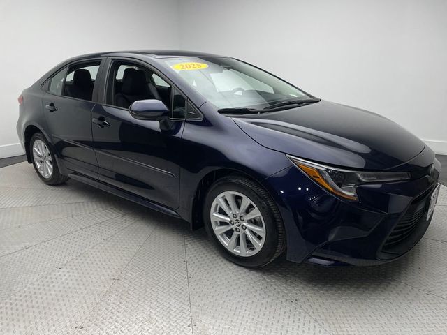 2025 Toyota Corolla LE CVT - 22985158 - 2