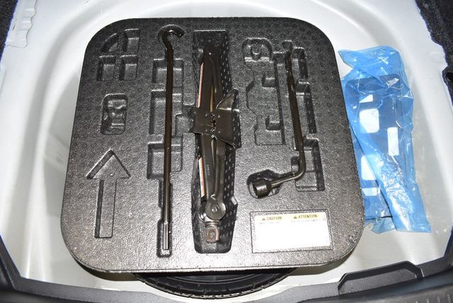 2025 Toyota Corolla LE CVT - 23002355 - 33