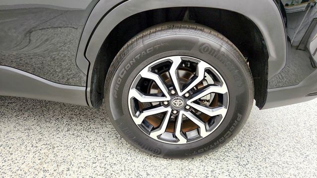 2025 Toyota Corolla Cross Hybrid S 4WD - 23034669 - 8