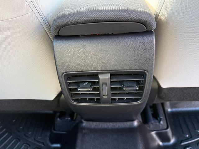 2025 Toyota Corolla Cross L 2WD - 22970906 - 24