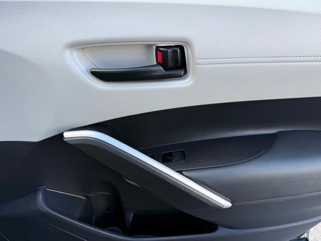 2025 Toyota Corolla Cross L 2WD - 22970906 - 28