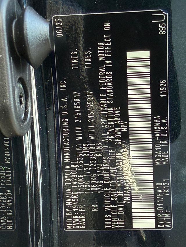 2025 Toyota Corolla Cross L 2WD - 22970906 - 34