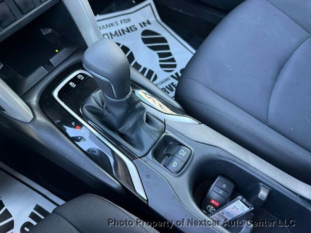 2025 Toyota Corolla Cross LE 2WD - 22962511 - 19