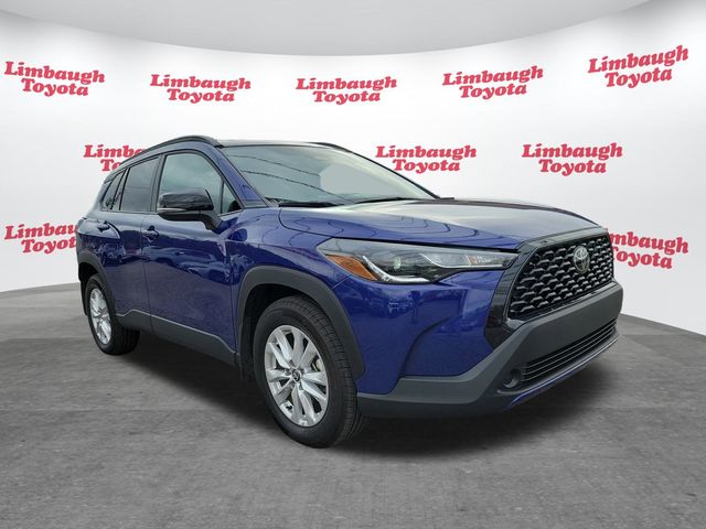 2025 Toyota Corolla Cross LE 2WD - 22962607 - 17